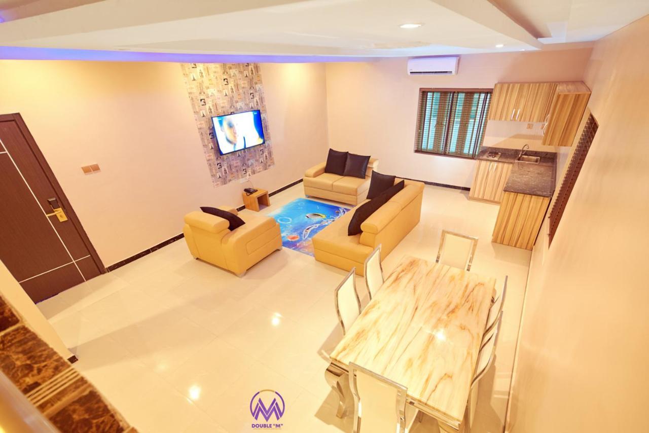 Double M Exquisite Suites And Lounge Lekki Ogombo Luaran gambar